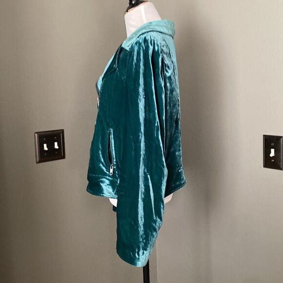 Torrid NWT Botanical Garden Teal Blue Velvet Moto Jacket - Picture 10 of 14